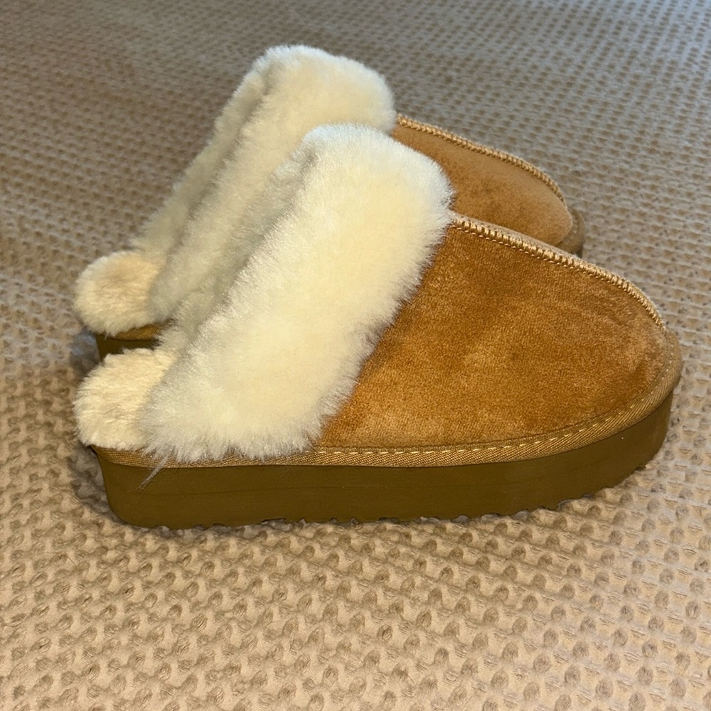 Platform Tan slipper shoes